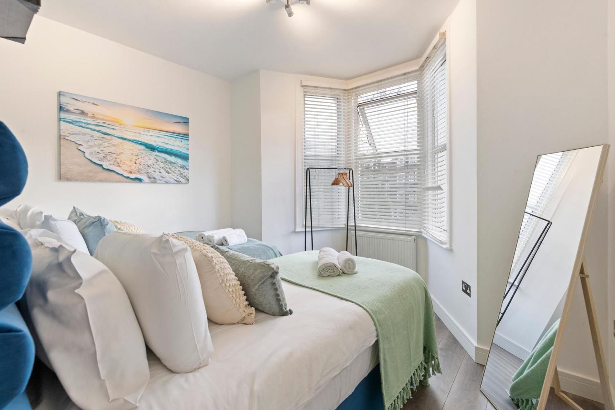 Rose Suite Camden Town 3 Bedroom Sleeps 11 Лондон Экстерьер фото