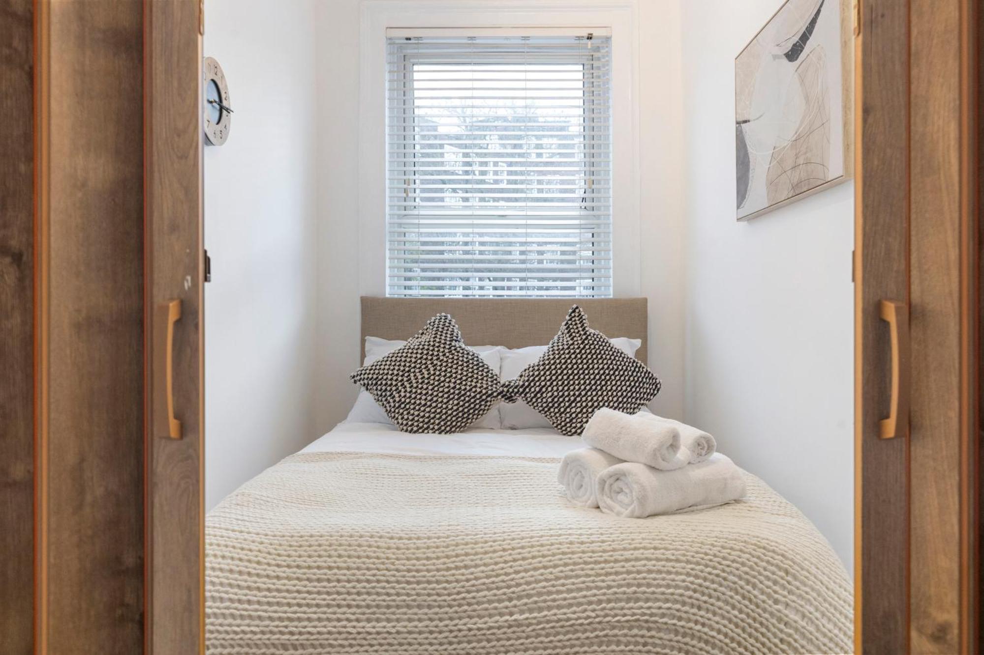 Rose Suite Camden Town 3 Bedroom Sleeps 11 Лондон Экстерьер фото