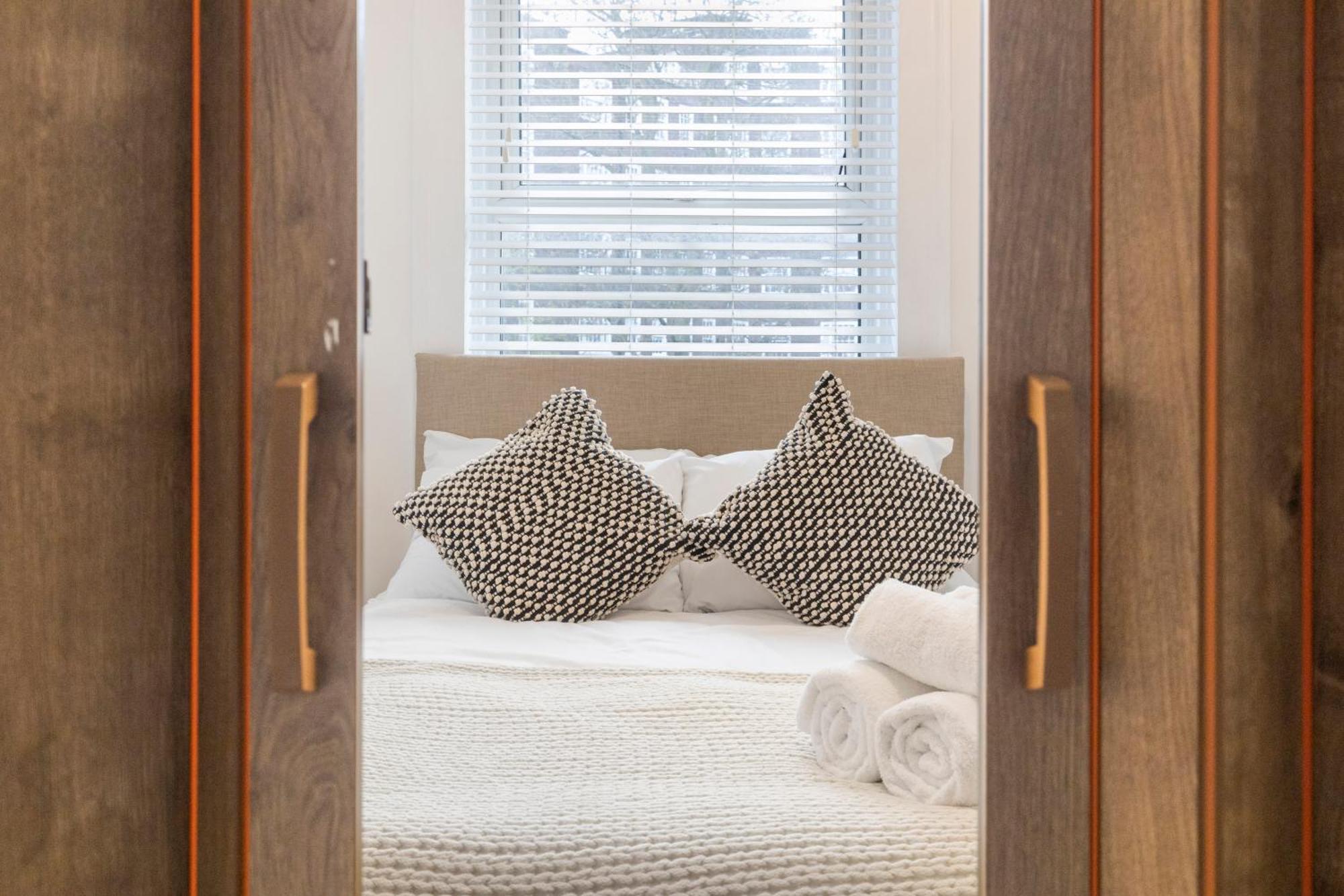Rose Suite Camden Town 3 Bedroom Sleeps 11 Лондон Экстерьер фото